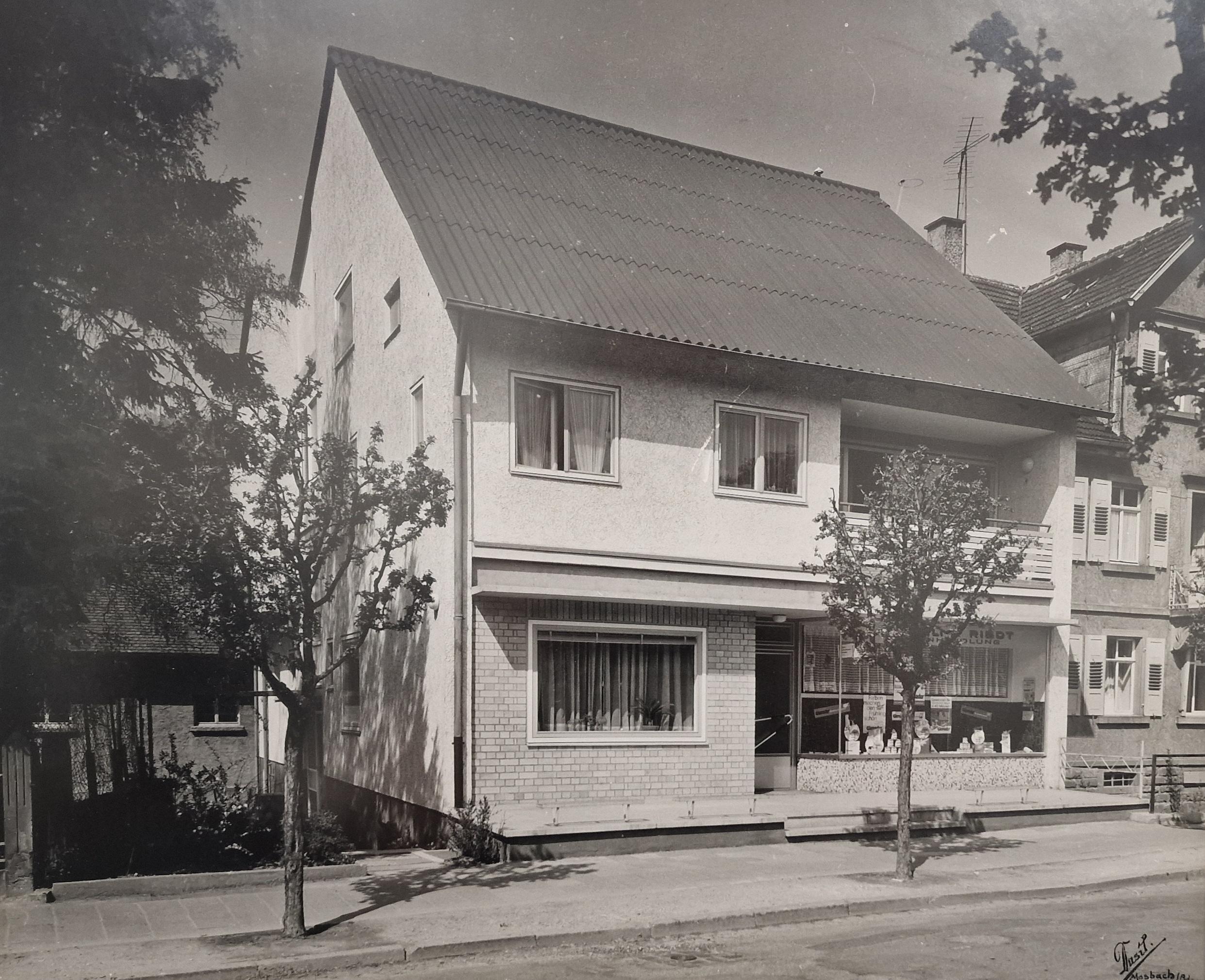 Historischer Firmensitz in der Eisenbahnstraße in Mosbach
