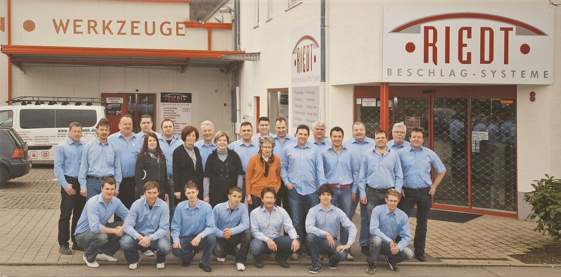 Belegschaft der Riedt GmbH beim 75-jährigen Jubiläum im Jahr 2011